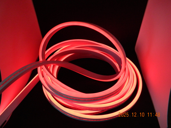 Гибкий неон Красный 6 мм*100 м*7.2W*12V*120D/m
