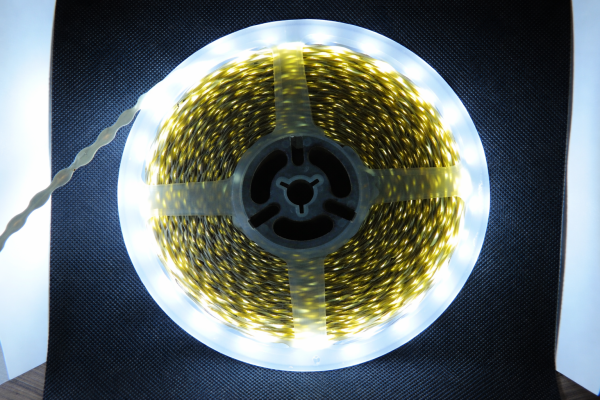 Лента светодиодная Белая-6мм-60D-10w/м-12v-12000k (20м/рулон)